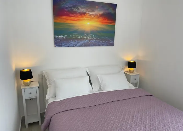 Sunset 11 Apartman Zára